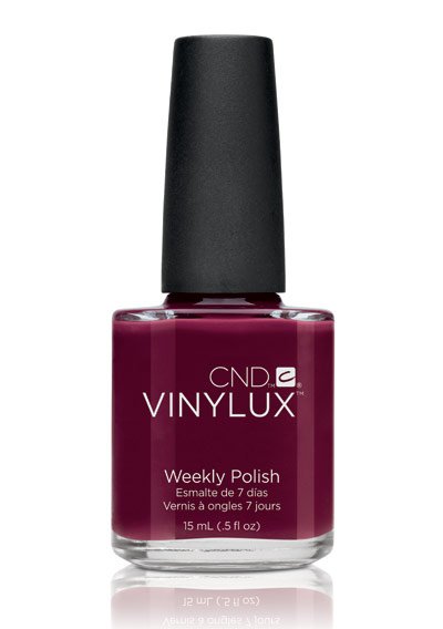 Esmaltes de uñas berry